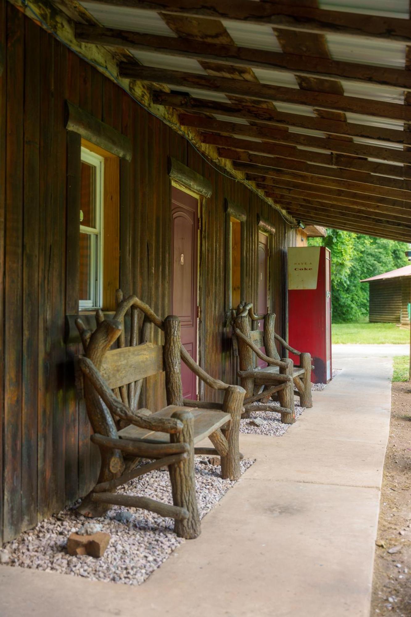 Seneca Pines Lodge Seneca Rocks エクステリア 写真